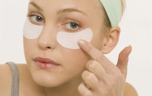 تجديد شباب الجلد حول العينين باستخدام البقع